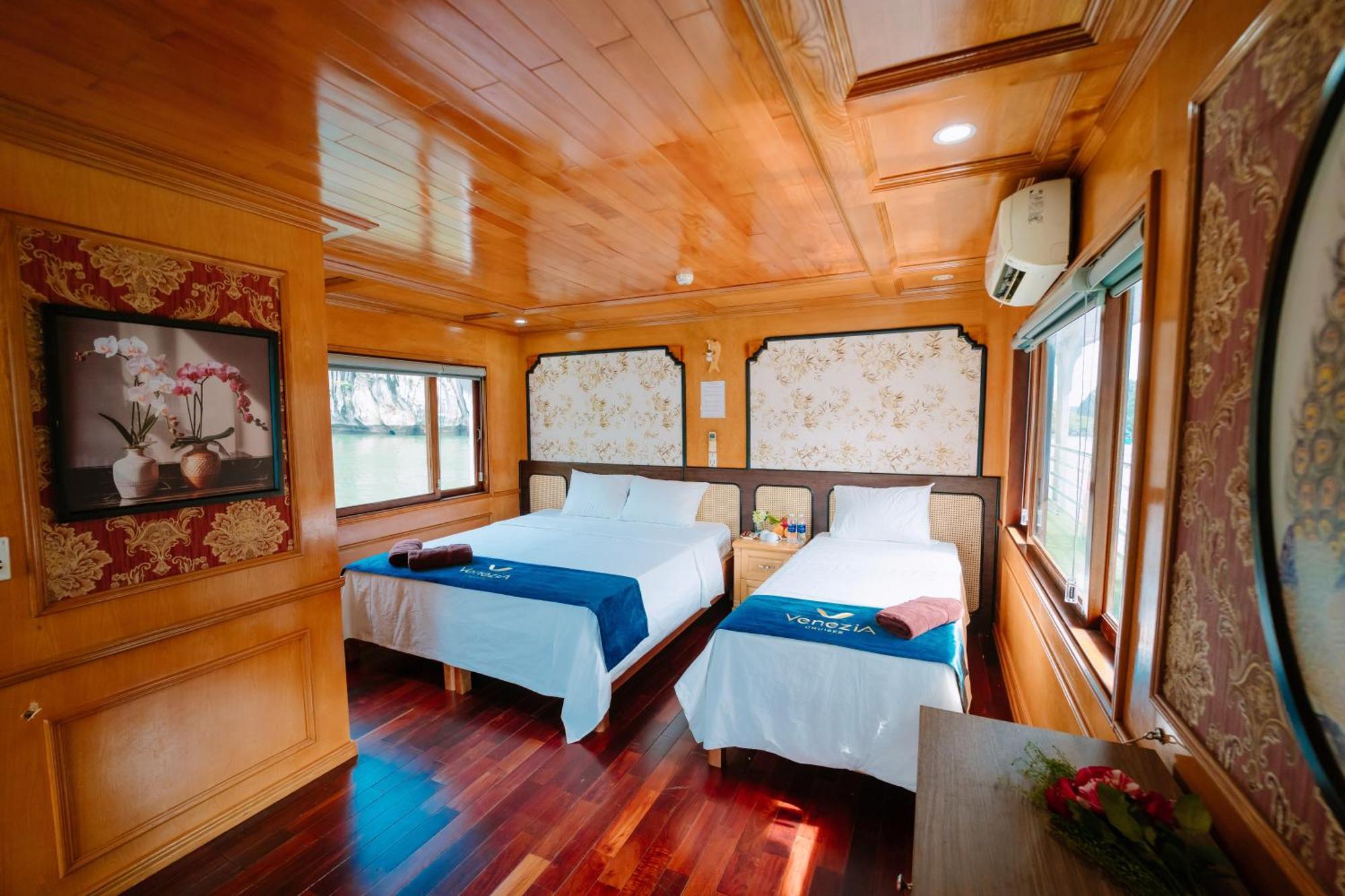 Готель Venezia Boutique Cruises - Catba Island Chan Chau Екстер'єр фото